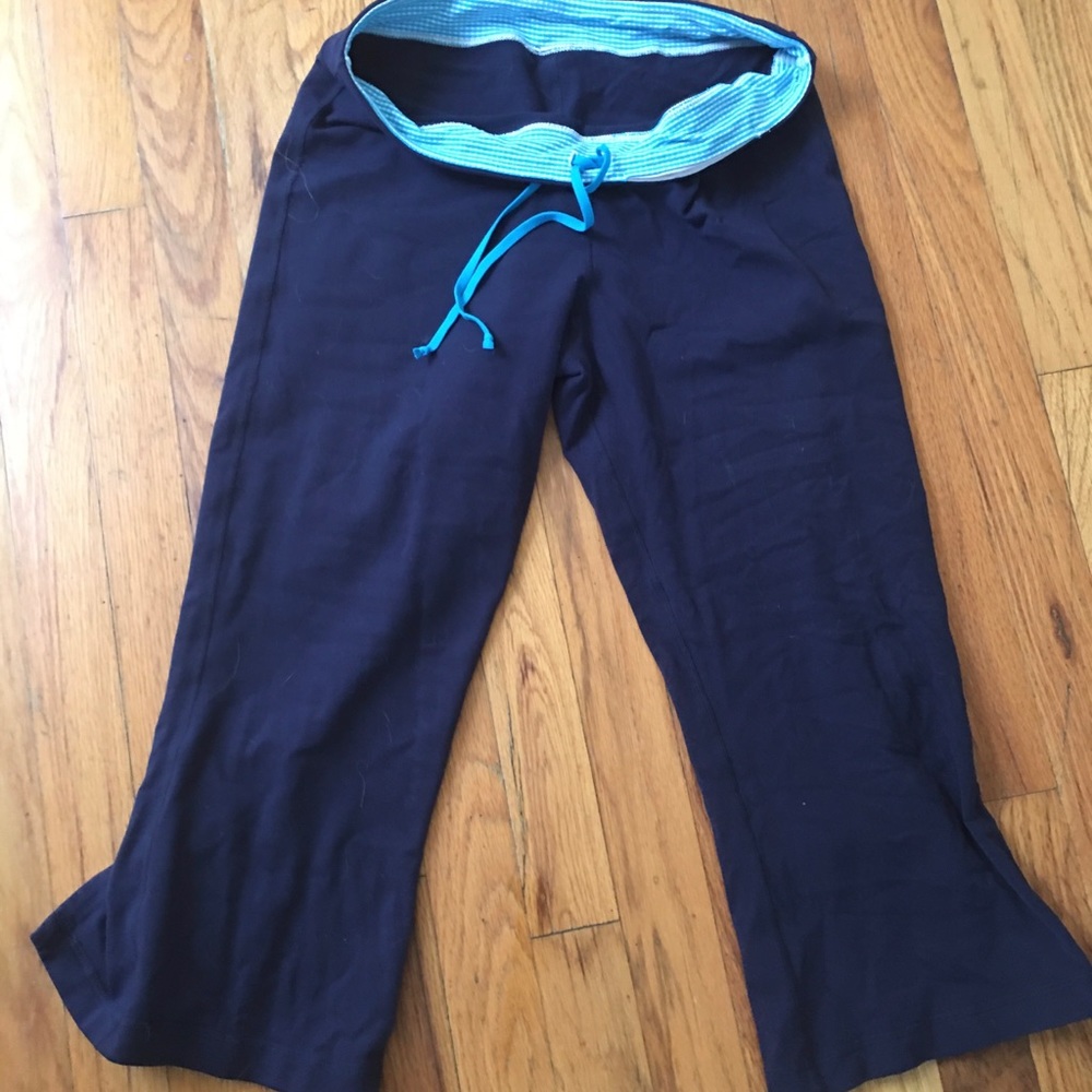 Lululemon Gather and Crow crop legging